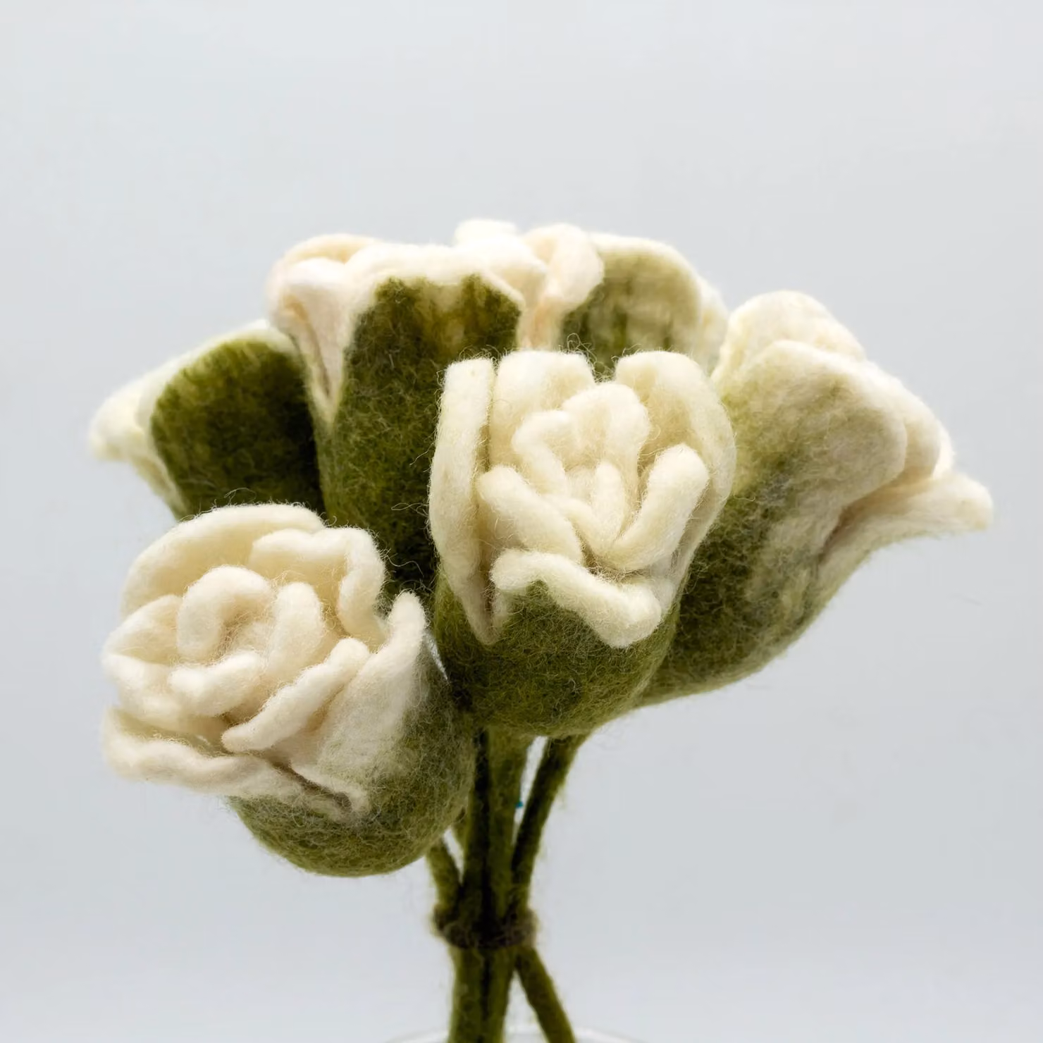 KDMD Set of 6 White Felt Rose Flowers for Wedding and Tabletop Decoration – 2