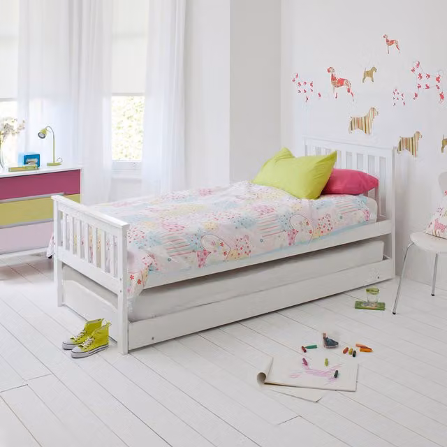 Noa and Nani Millie Day Bed with Trundle in White Solid Pine Wood