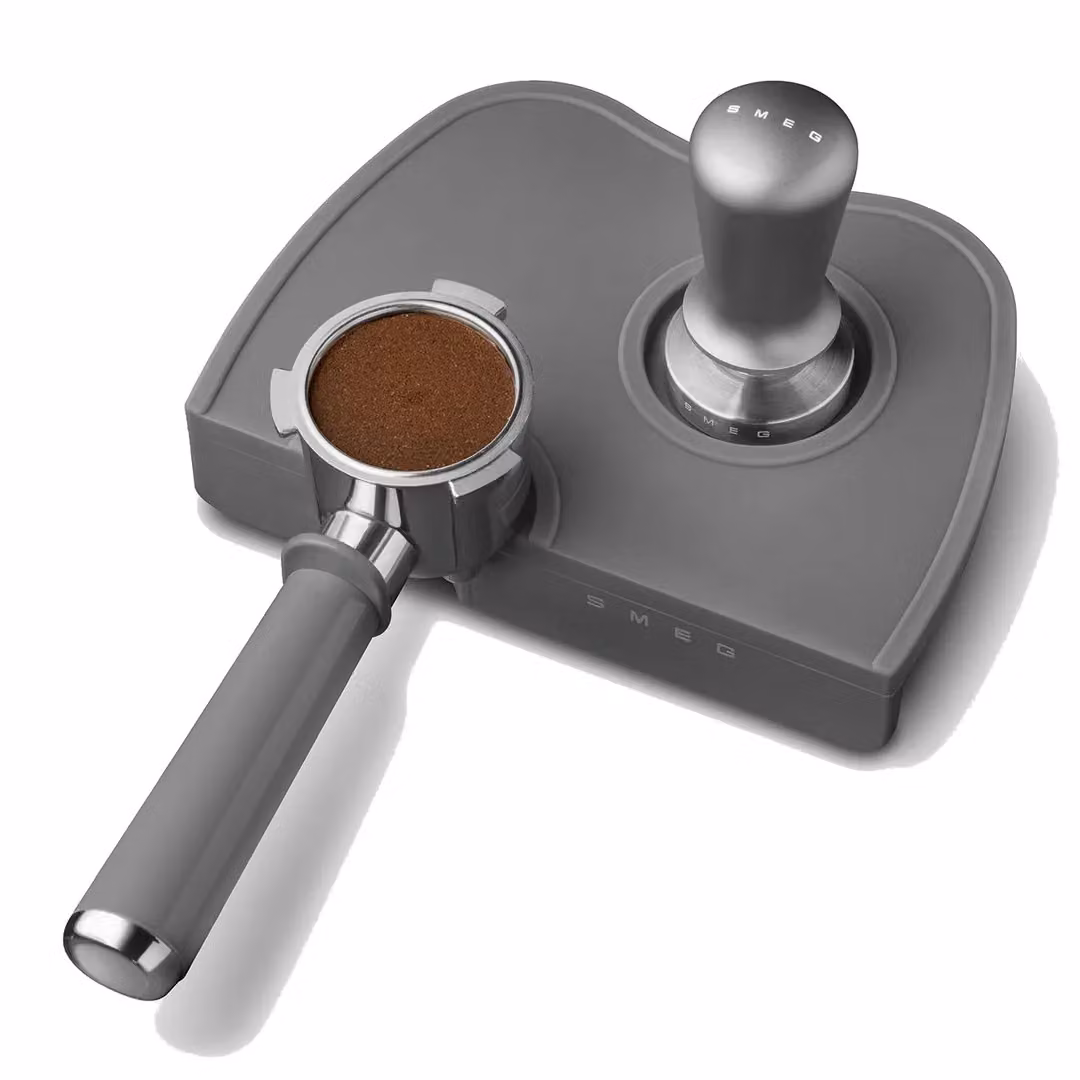 Smeg ECTS01 Espresso Coffee Tamping Set in Silver with Stainless Steel and Silicone – 4