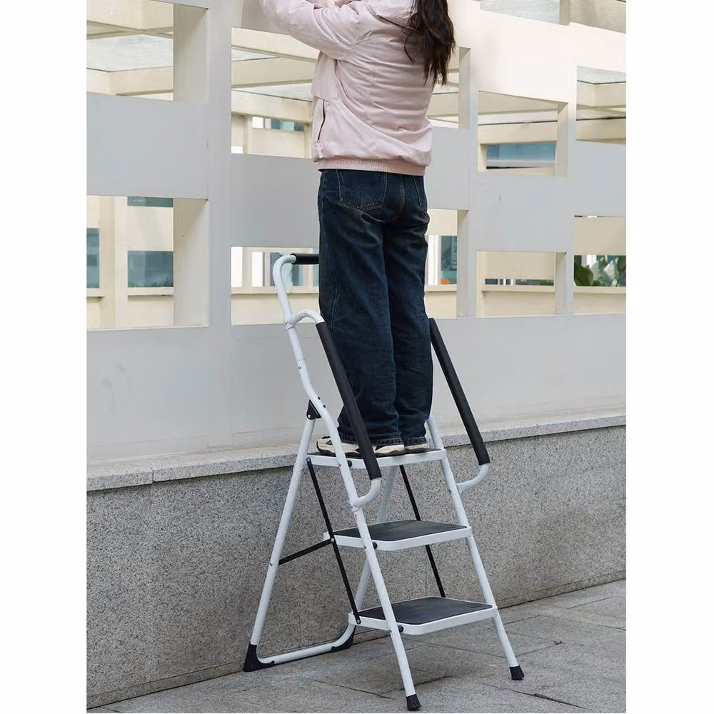 Gr8 Home 3 Step Folding Steel Ladder with Handrail in White – 3