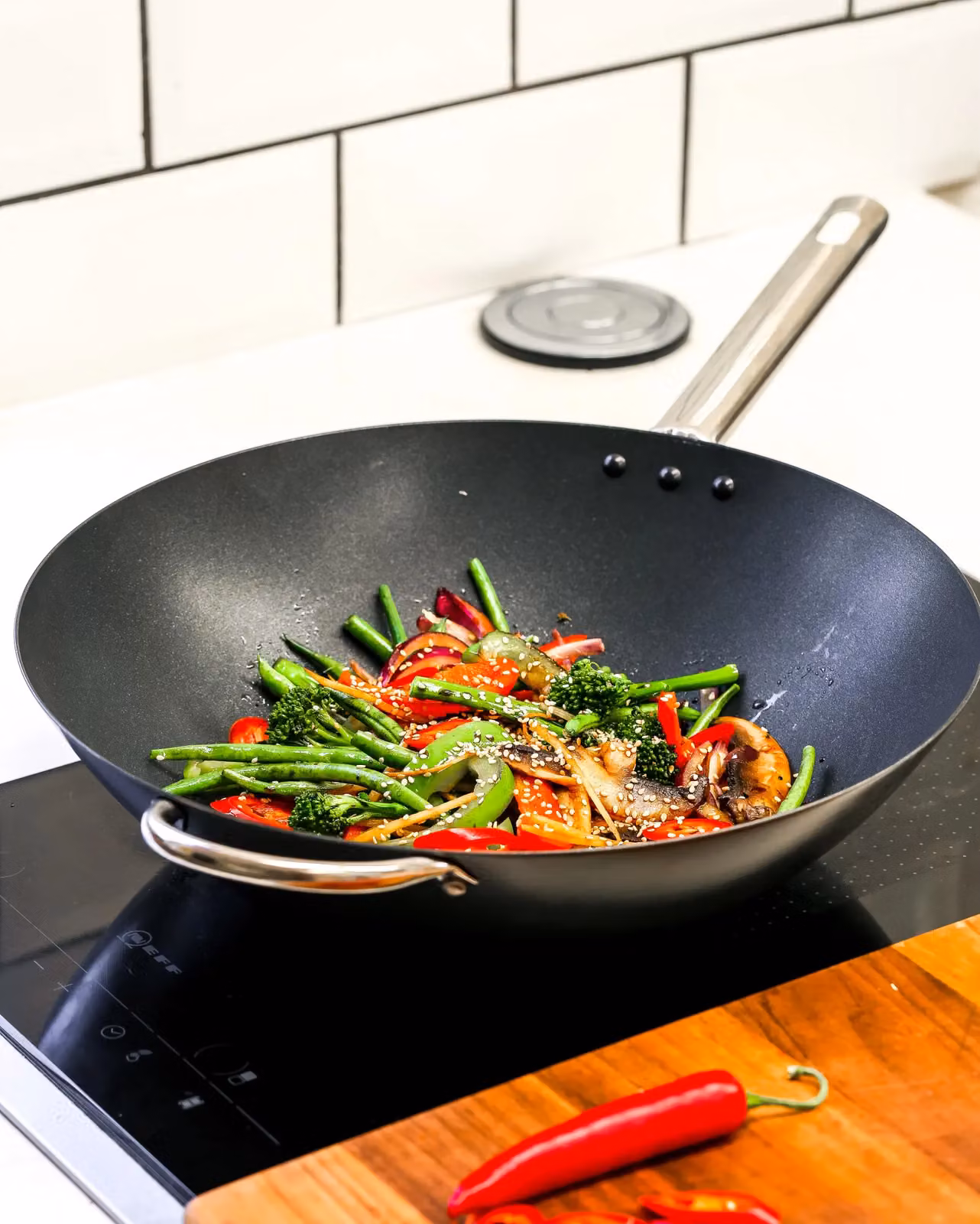 MasterClass Induction Ready Ceramic Coated Carbon Steel Wok, 30cm, Black or Grey – 4