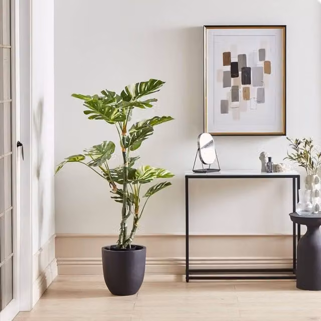 Wyld and Coco 135 cm Artificial Monstera Plant in Green with Black Concrete Pot