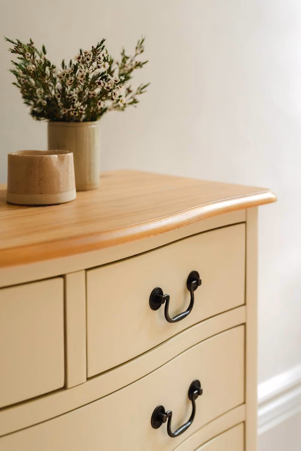 Statement Furniture Juliette Vintage Chic 6 Drawer Chest of Drawers in Ivory – 2