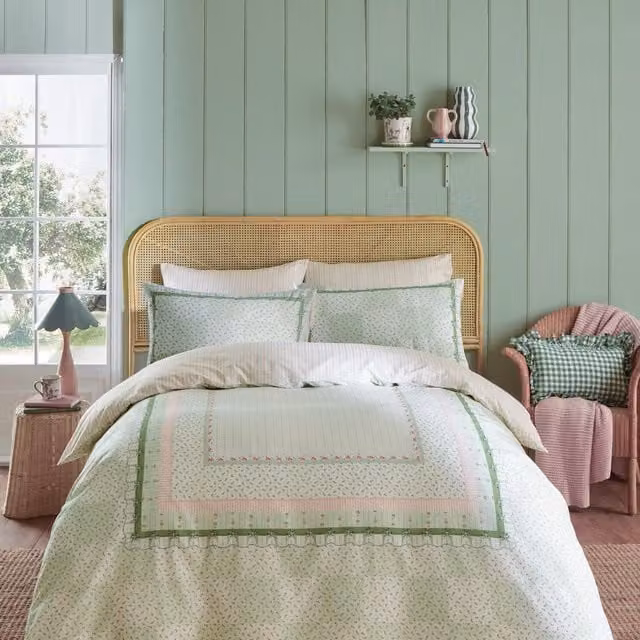 Cath Kidston Archive Book Reversible Floral Cotton Percale Duvet Cover and Pillowcase Set, Green, W: 180 cm, H: 200 cm