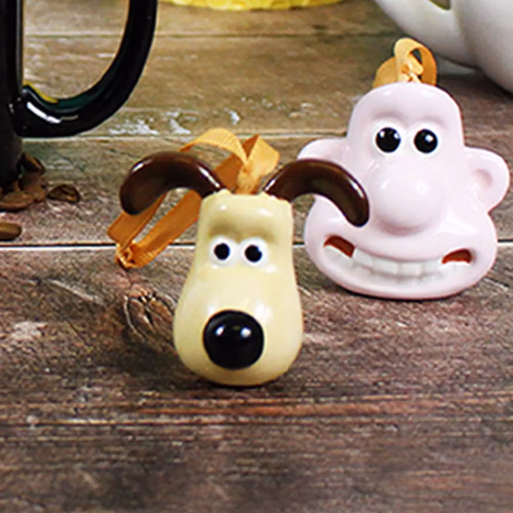 Wallace & Gromit Multicolour Ceramic Gromit Hanging Christmas Decoration – 3