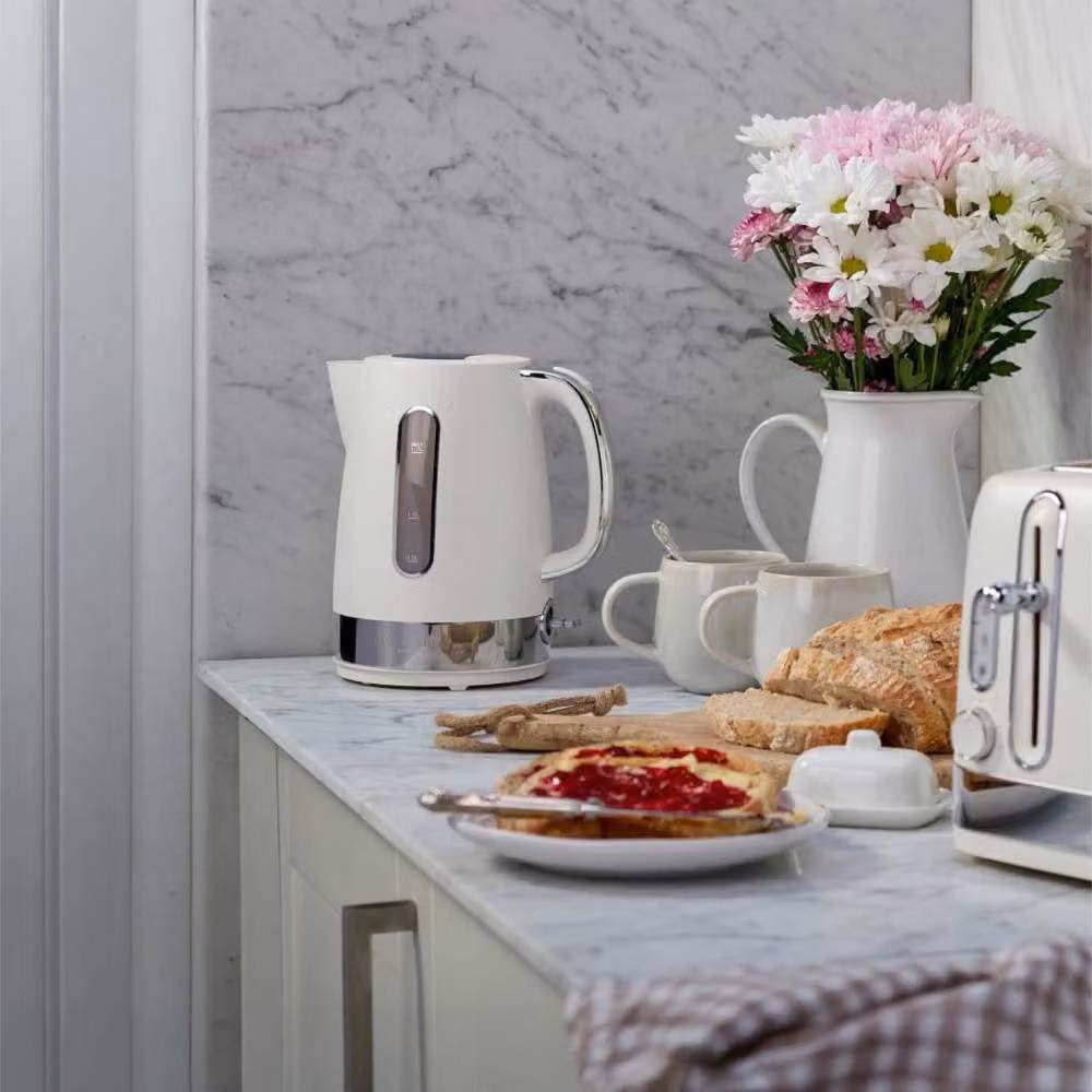 Laura Ashley White Kettle and 4 Slice Toaster Set – 2