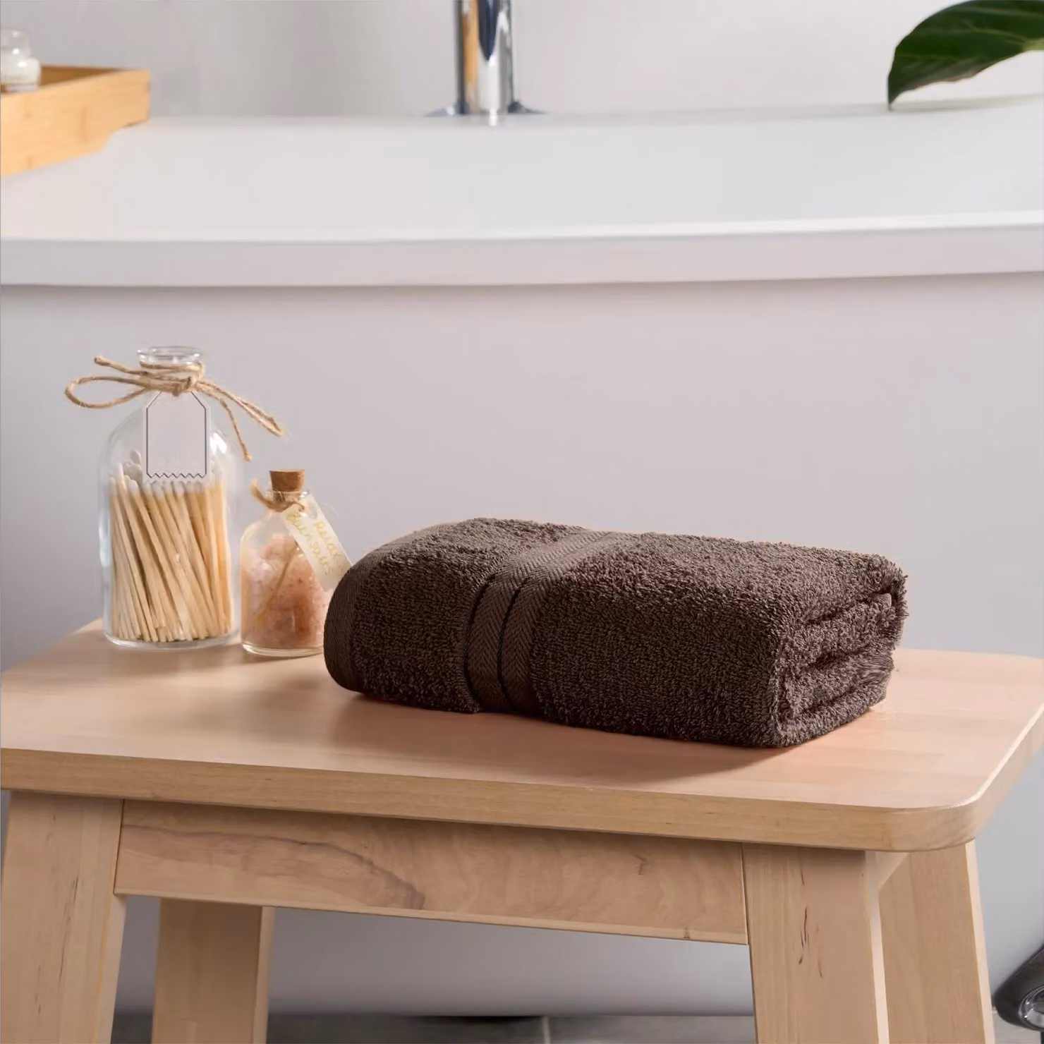 OHS Luxury Fluffy Cotton Hand Towel in Brown – 3