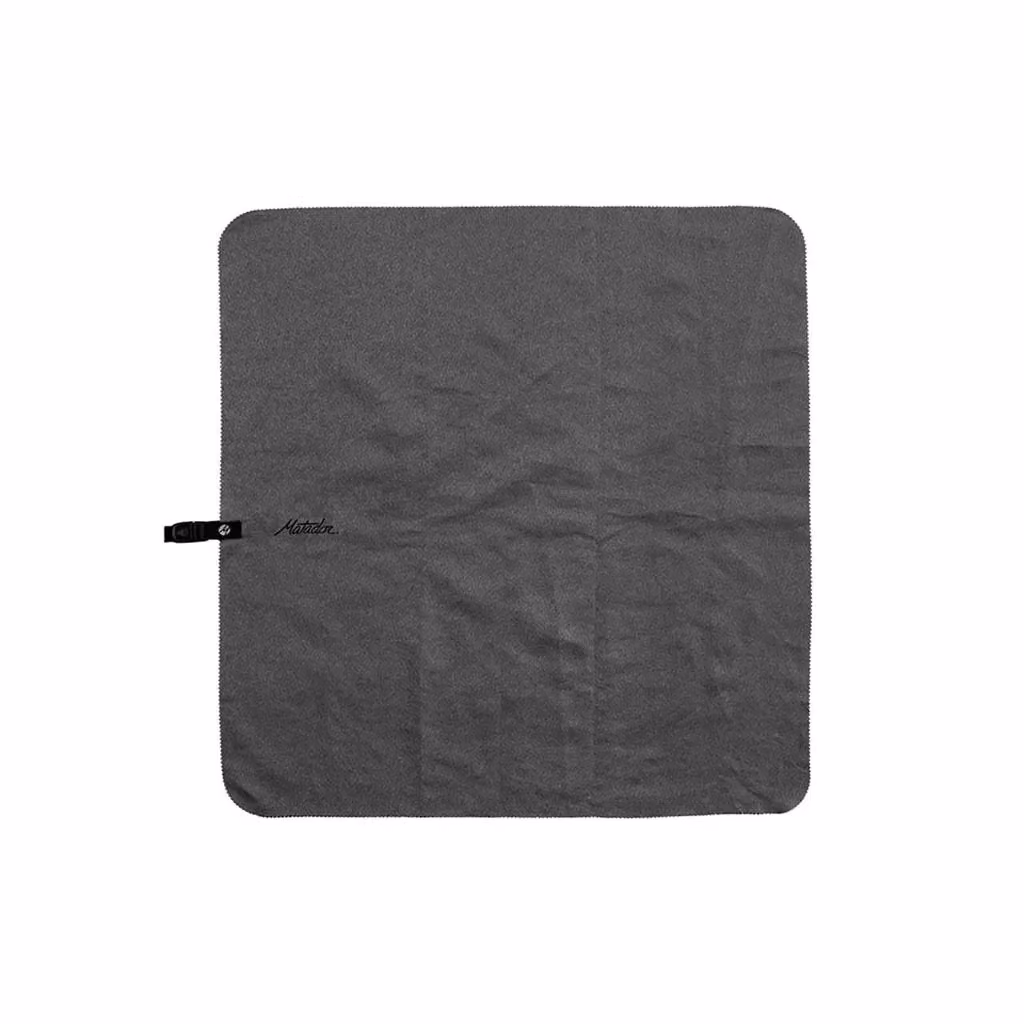 Matador NanoDry Trek Microfibre Quick-Drying Towel in Anthracite Grey – 2