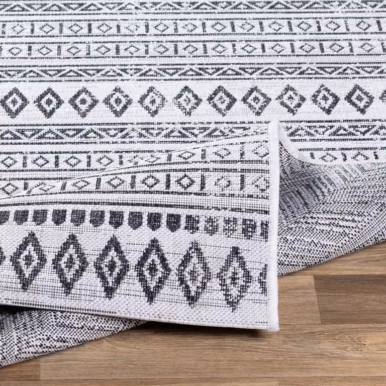 Livabliss Aegean Geometric In- & Outdoor Rug in Black, W: 130 cm, L: 190 cm