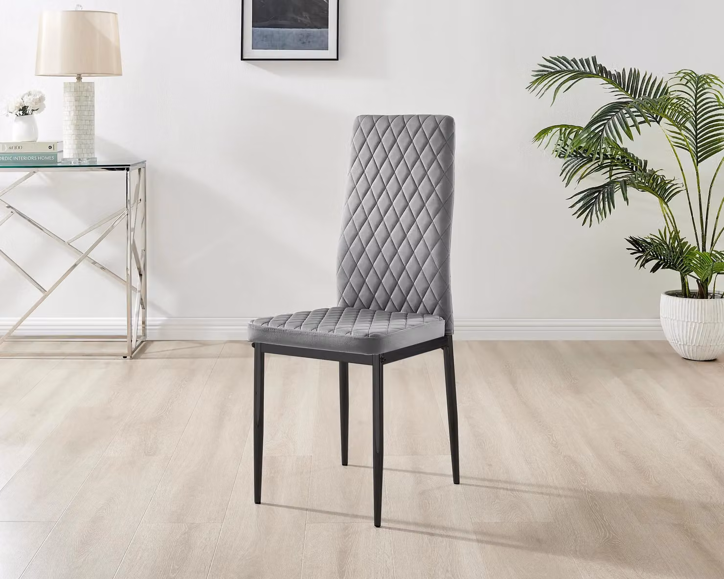FurnitureboxUK Novara Round Glass Dining Table and 4 Milan Soft Velvet Chairs in Grey with Black Legs – 4