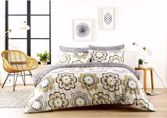 NewEdgeBlinds Floral Duvet Cover in Yellow and Multicolour, 90 x 200 cm
