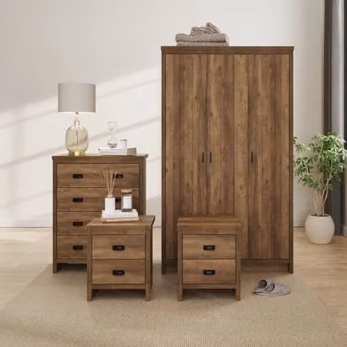 GFW Boston 4 Piece Industrial Bedroom Set in Oak and Black