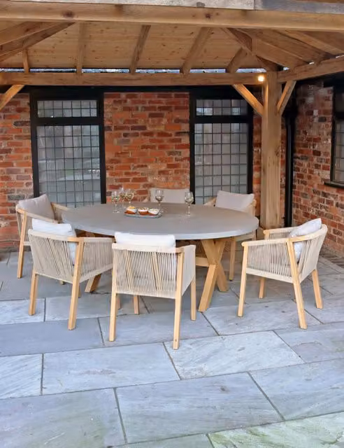 Royalcraft Luna Ellipse Concrete Oval Table and 6 Roma Acacia Wood Chairs in Grey