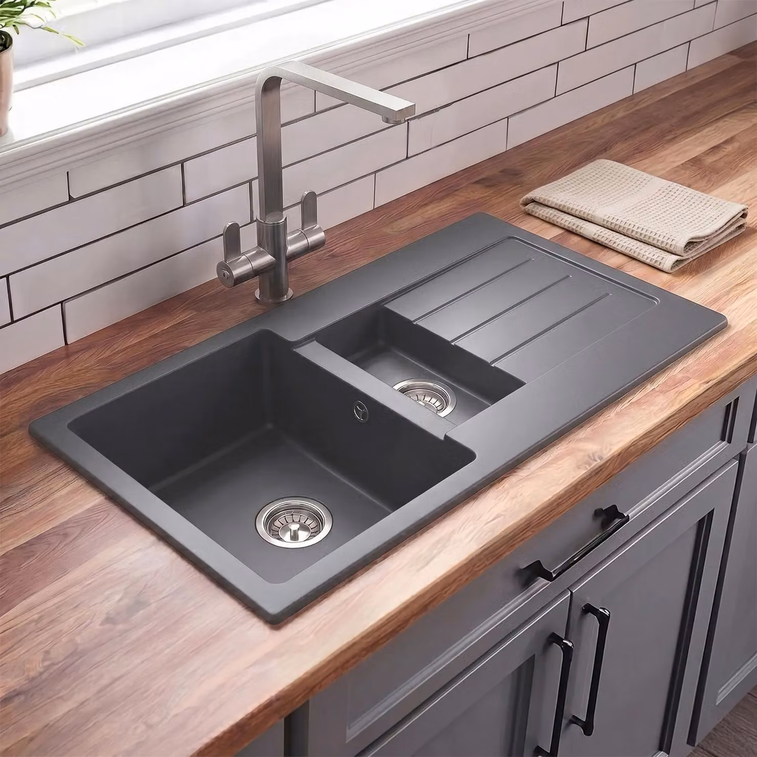 Balterley 1.5 Bowl Granite Composite Kitchen Sink with Drainer and Overflow, Matt Grey, W: 100 cm – 5