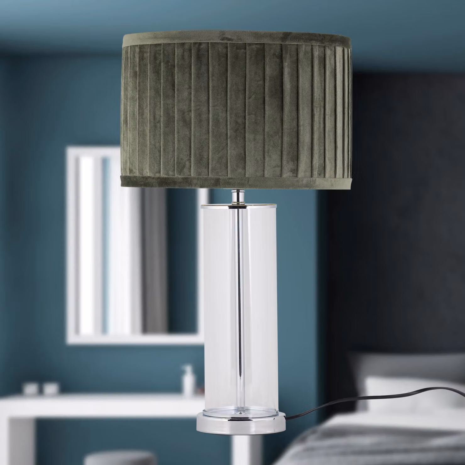 First Choice Lighting Aura Chrome Table Lamp with Green Fabric Shade – 4