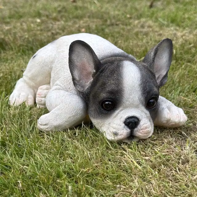 Animal Crackers Realistic Laying French Bulldog Figurine Decoration in Black and White, H 17.0 cm x W 17.0 cm x D 10.5 cm