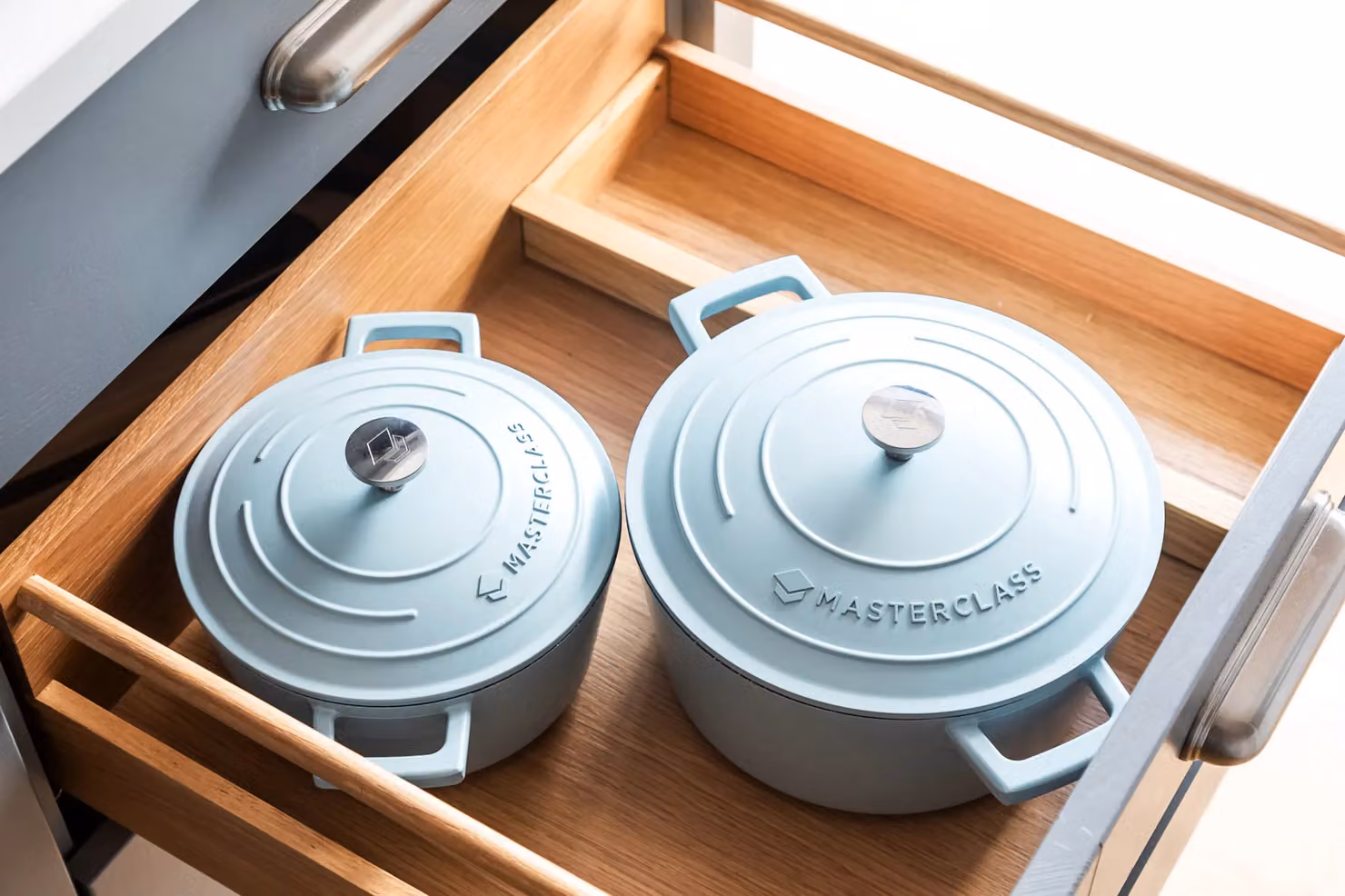 MasterClass Cast Aluminium Casserole Dish with Lid, Blue, 2.5L – 6