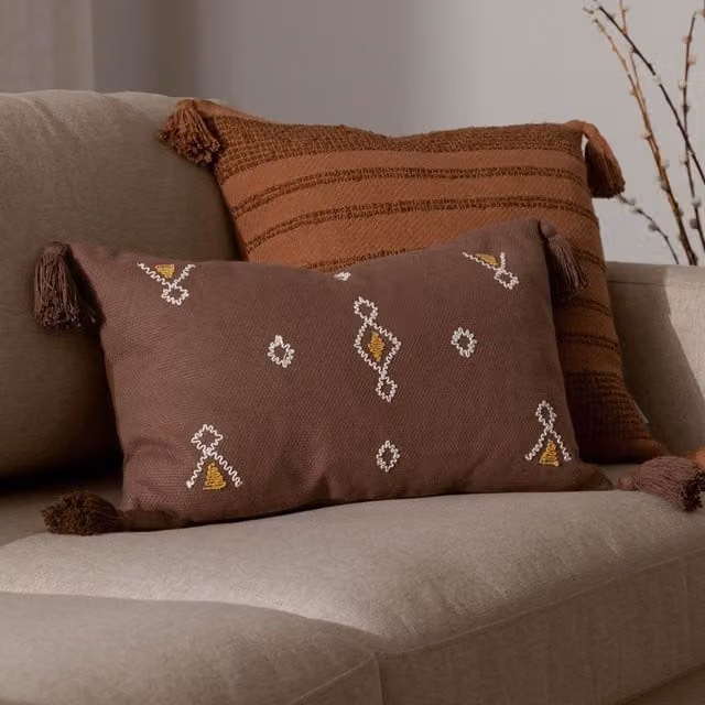 Riva Home Brown Cotton Rectangular Cushion with Graphic Nature Design, W: 50 cm, H: 30 cm – 1
