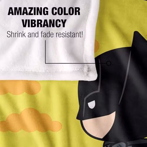 LOGOVISION The Batman (2022) Batmobile Wheelie Chibi Super Soft Fleece Throw Blanket, Multicolour, W: 152 cm, D: 127 cm – 3