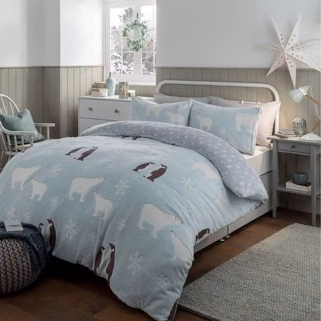 Sleepdown Glow In The Dark Penguin and Polar Bear Fleece Duvet Set and Pillowcase, Grey, 140 x 200 cm