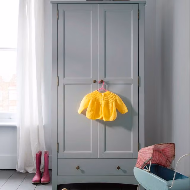 Noa and Nani Birte Wardrobe in Grey with Integrated Drawers and Hinged Doors