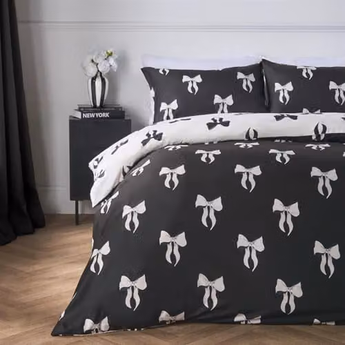 OHS Reversible Bow Printed Microfibre Bedding Set with Duvet Cover and Pillowcases, White and Black, 200 x 200 cm