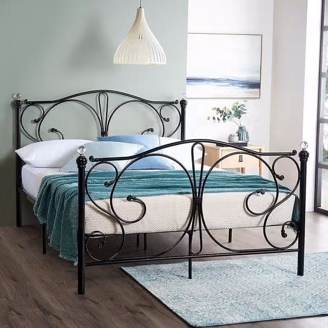 Home Treats Classic Lacquered Metal Bed Frame in Black, 140 x 200 cm