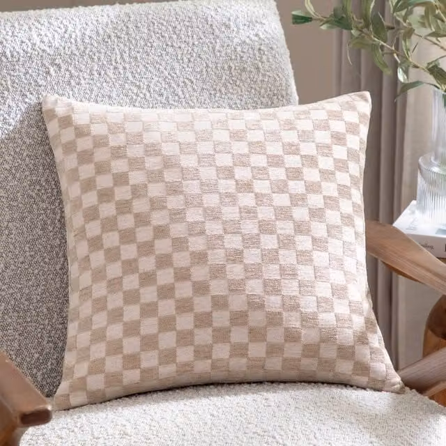 HOEM Larro Chenille Checked Square Cushion in Beige, W/D/H: 45 x 45 x 45 cm