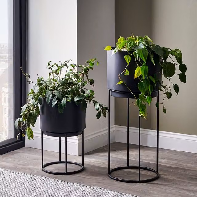 Pacific Lifestyle Set of 2 Round Metal Indoor Planters, Black, Diameter: 32 cm