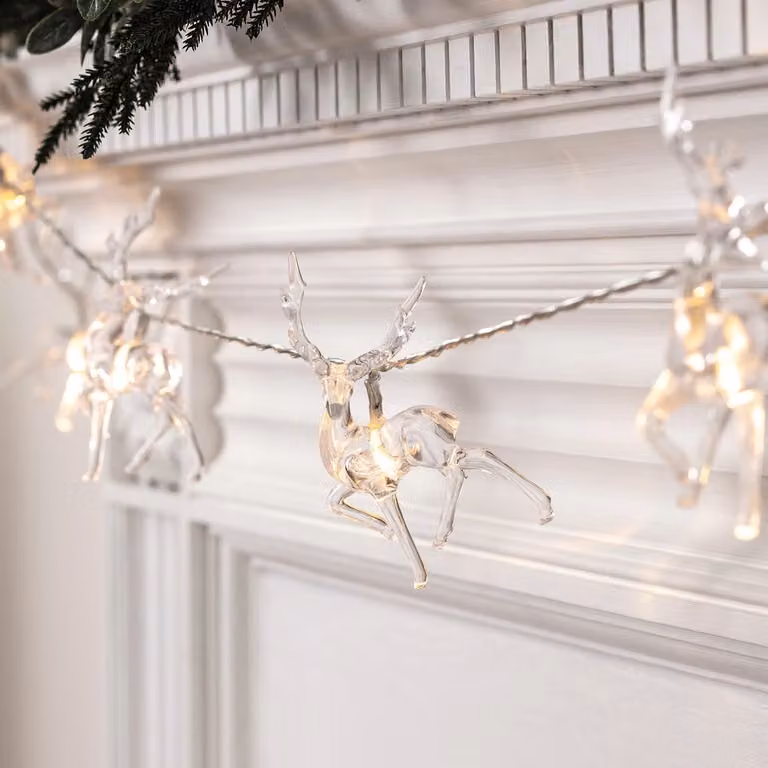 Lights4fun Battery Operated 10 LED Warm White Reindeer String Lights with Timer, White and Transparent, W/D/H: 11.5 x 7.5 x 7.5 cm