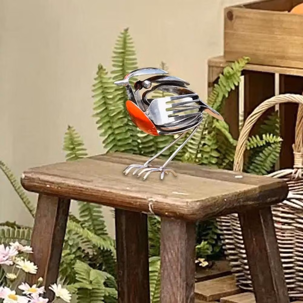 SPETLEK Robin Bird Art Sculpture in Silver Metal for Outdoor or Tabletop Display – 2