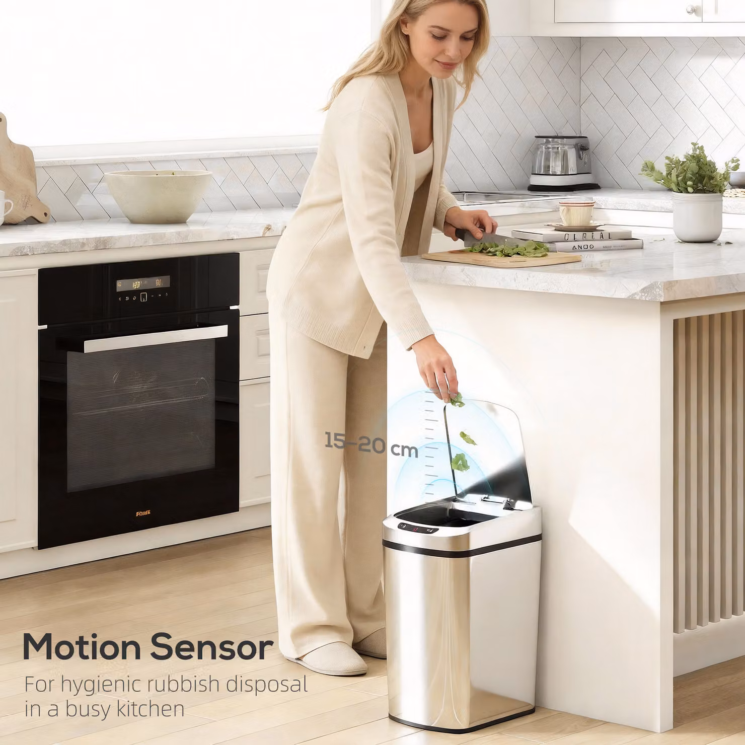 HOMCOM 12L Automatic Motion Sensor Kitchen Bin in Fingerprint Resistant Silver Stainless Steel – 4