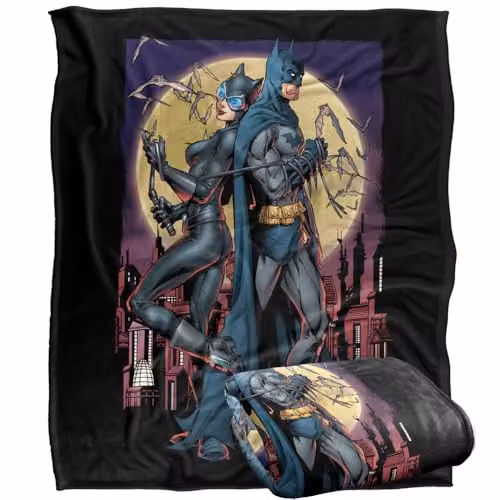 Warner Bros. Batman Paint The Town Red Super Soft Fleece Throw Blanket, Red and Multicolour, W: 152.4 cm x D: 127.0 cm x H: 152.4 cm – 1