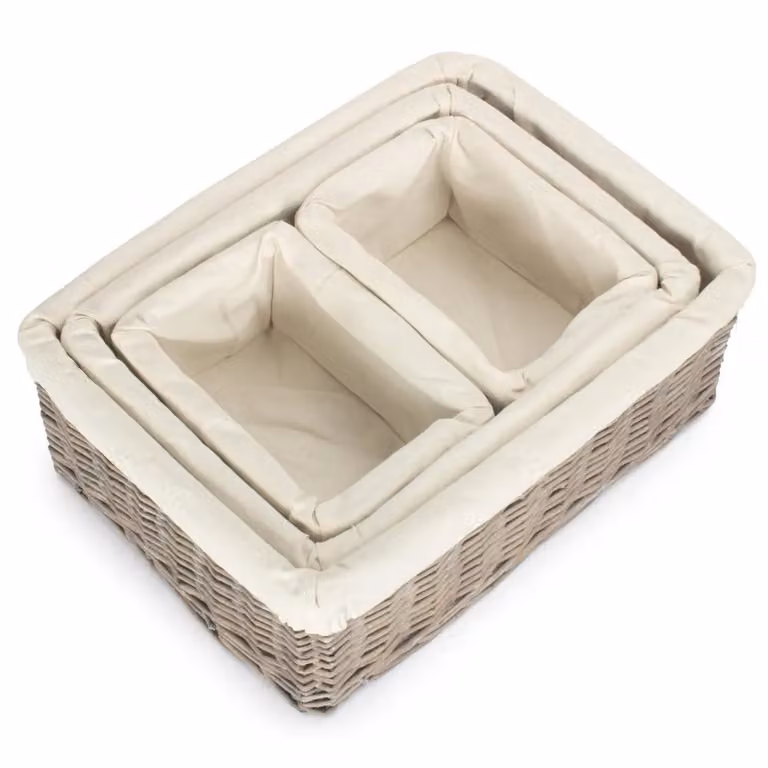 Red Hamper Open Weave Wicker Storage Tray in Mid Grey and Red, W/D/H: 47.0 x 34.0 x 25.5 cm