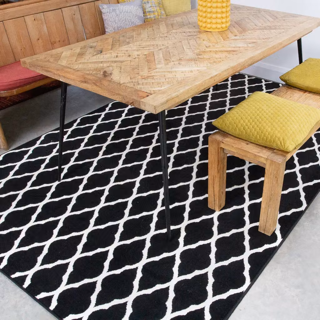 Kukoon Classic Trellis Geometric Living Area Rug in Black and White, W: 190 cm, D: 280 cm – 2