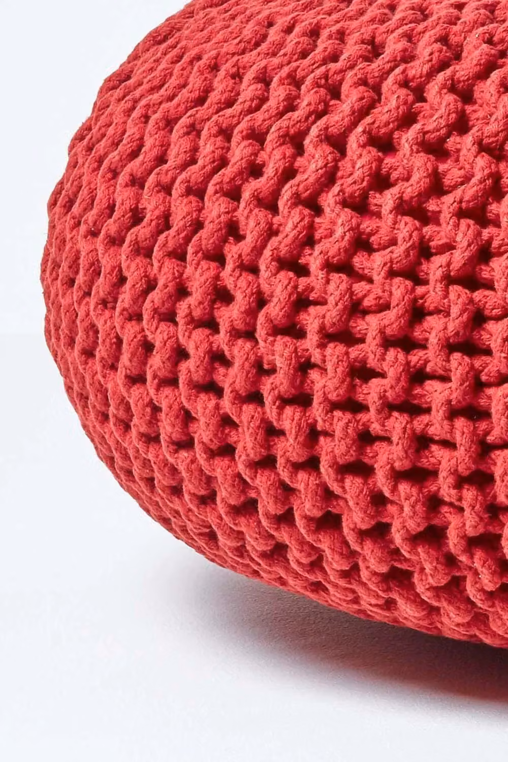 Homescapes Large Round Red Cotton Knitted Pouffe Footstool – 3