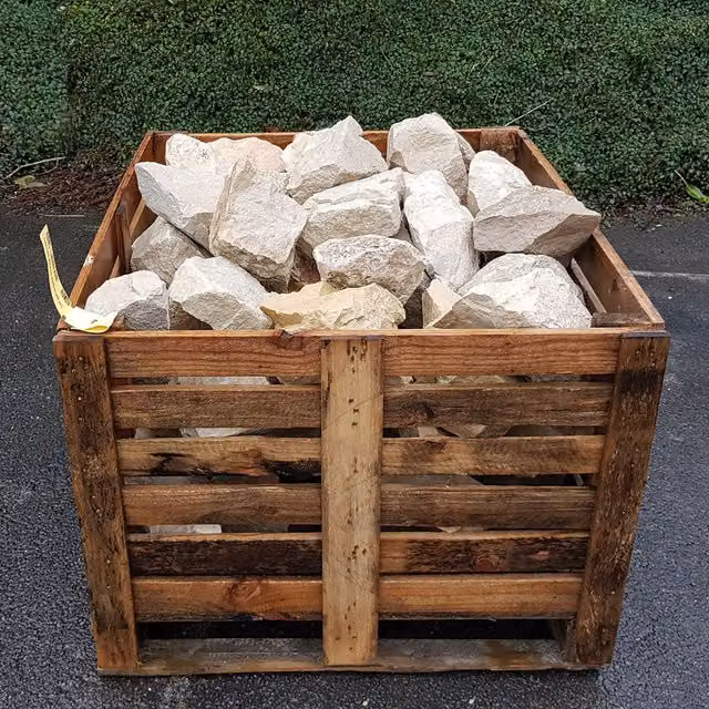 Stone Warehouse Cream Buff Cotswold Rockery 250mm Crate in Yellow