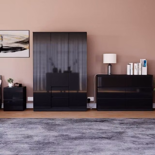 HD Designs Vida Designs Glinton 3 Piece Black Glossy Bedroom Set – 1