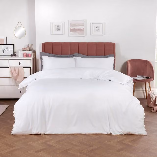 Dreamscene White Boho Pom Pom Trim Duvet Cover and Pillowcase Bedding Set, W: 200 cm x L: 200 cm
