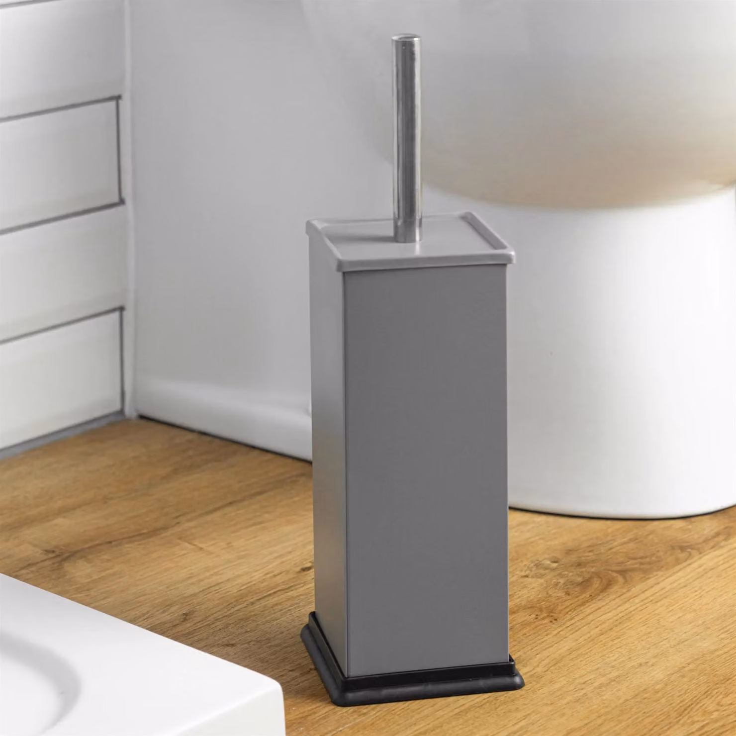 Harbour Housewares Matte Grey Square Toilet Brush and Holder Set with Enclosed Stainless Steel Design – 4