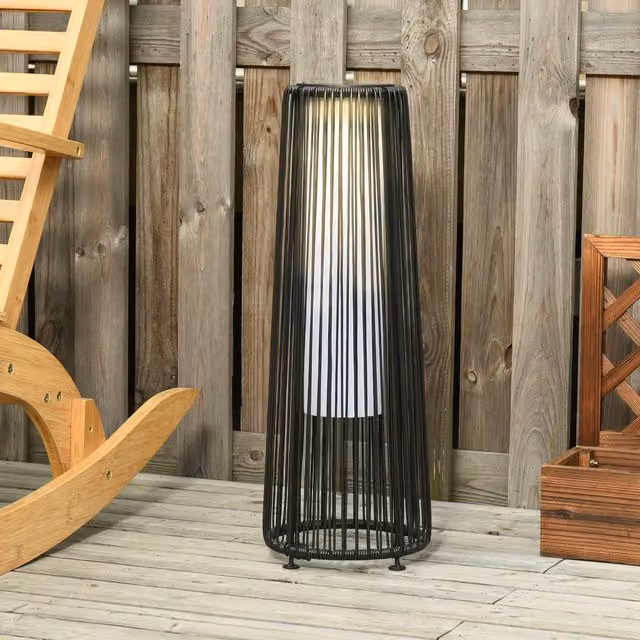 Outsunny Solar Powered Garden Light with Dusk Sensor in Black