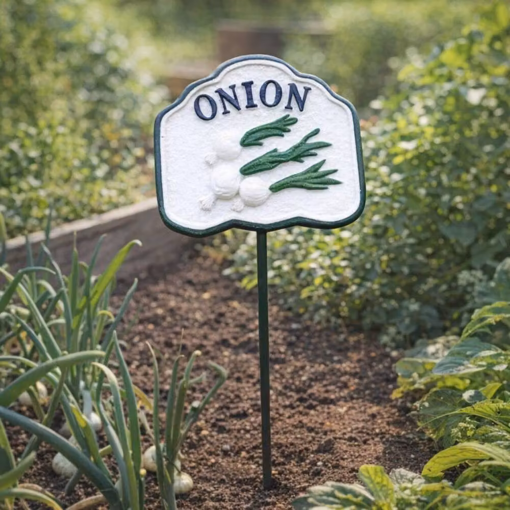 Gifts Direct 2 U Metal Onion Garden Stake Plant Sign in White – 3