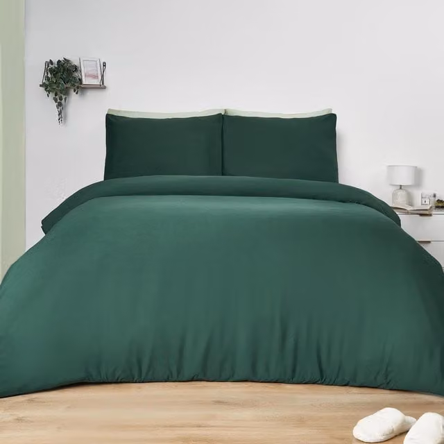 Brentfords Reversible Plain Green Microfibre Bedding Set with Pillowcase, W: 140 cm, L: 200 cm