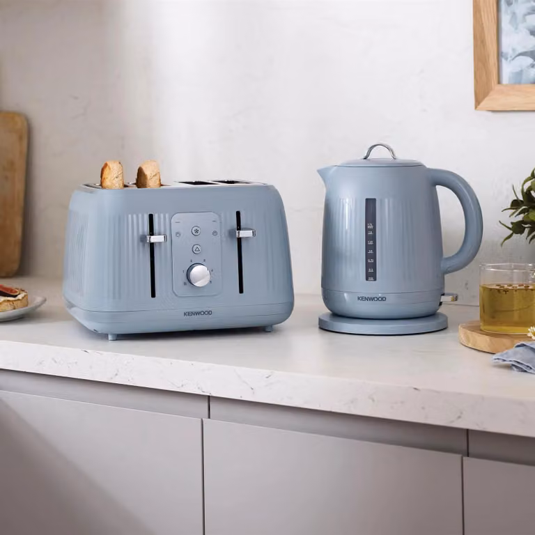 Kenwood Kettle 1.7L and 4 Slice Toaster Set in Blue