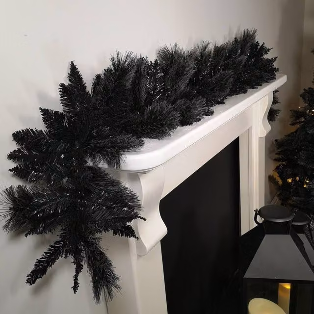 Samuel Alexander Premier PVC Plain Black Tipped Artificial Christmas and Halloween Garland, Length: 1.8 m
