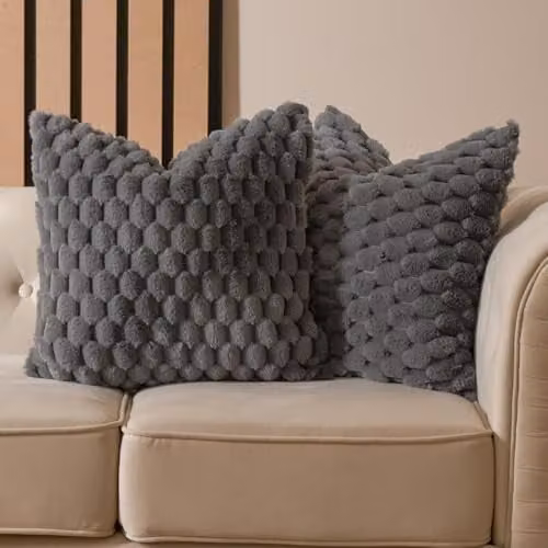 OHS Pack of 2 Waffle Faux Fur Cushion Covers in Grey, W/D/H: 45 x 45 x 45 cm