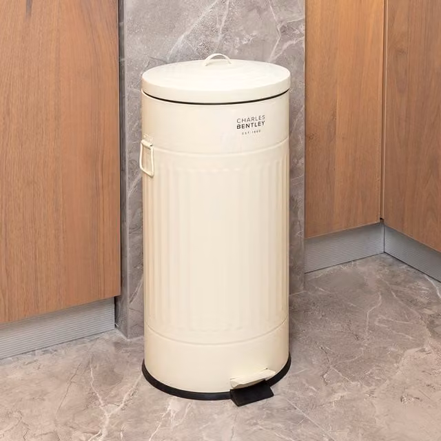 Charles Bentley 30L Retro Steel Kitchen Pedal Bin with Removable Inner Bucket in Beige or Yellow