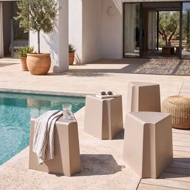 Wyld and Coco Set of 4 Beige Stackable Garden Stools in Matt Plastic – 1