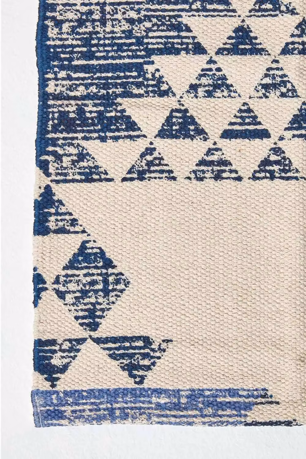 Homescapes Delphi Geometric Woven Cotton Hallway Runner in Blue, White and Black, W/D/H: 66 x 200 cm – 2