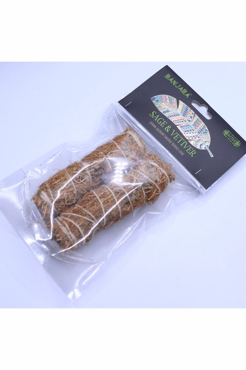 KDMD Banjara Smudge Sage and Vetiver Grounding Organic Herbal Bundle in Brown – 2